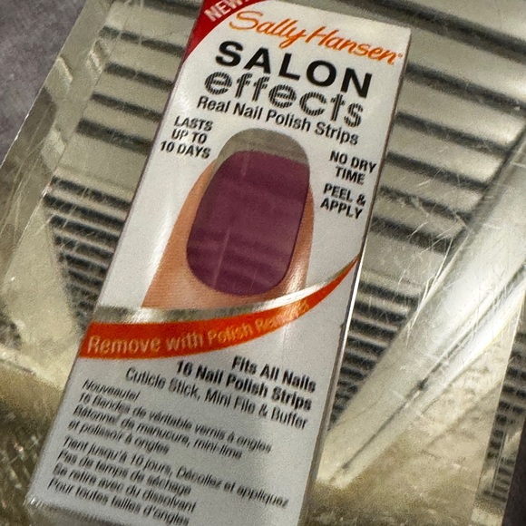 SALON Effects Sally Hansens Violet Night  #130‎ Nail Polish Strips - Picture 1 of 4